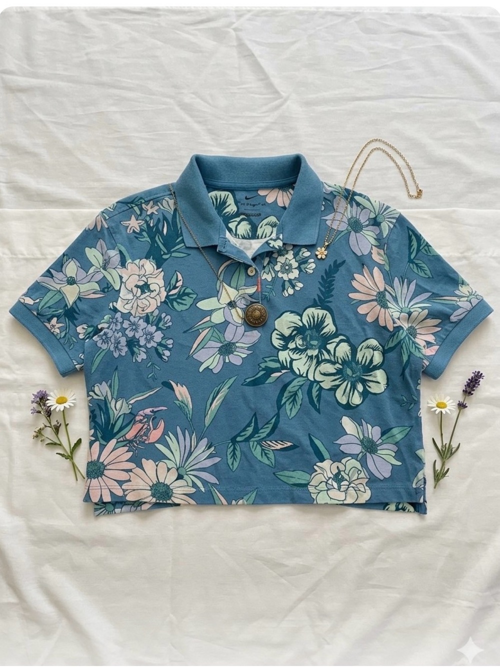 The Nike Polo Golf Women Floral Print Shirt Logo Crop Loose Dri-FIT